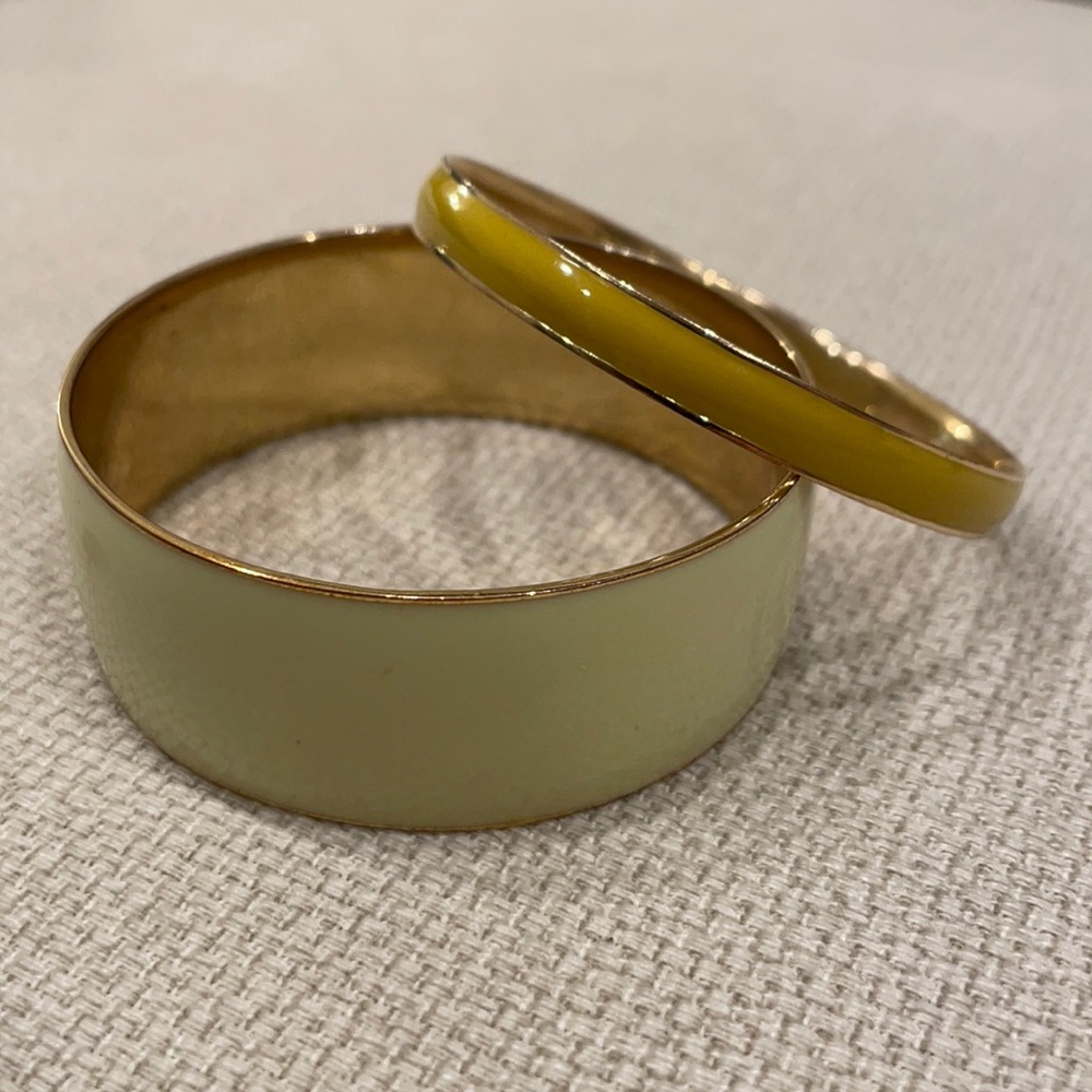 Thick and thin bracelets